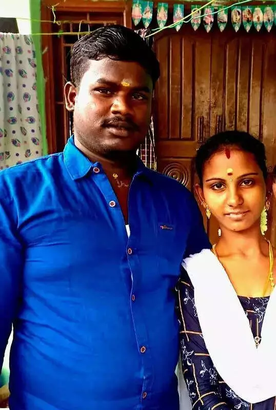 Coimbatore Man Kills Wife, Posts Selfie with Body on WhatsApp