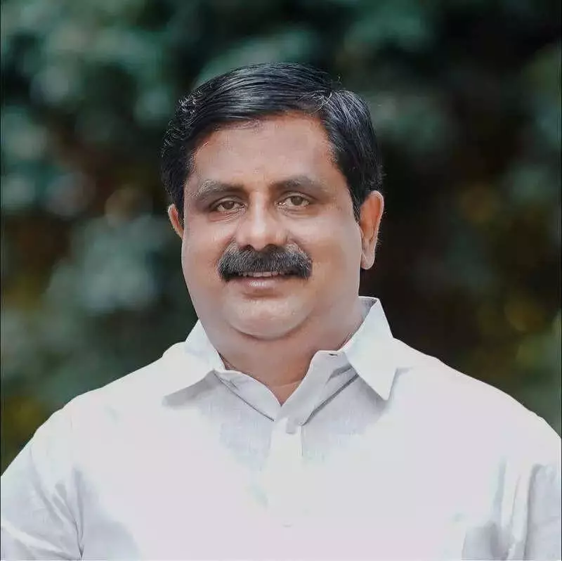 Congress Demands Action Against Leader in Kozhikode Bank Scandal