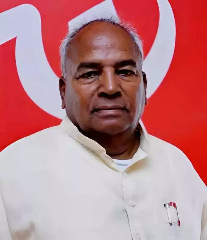 CPM's Narsayya Adam Donates Pension for Solapur Polls, MVA Eyes 20 Seats