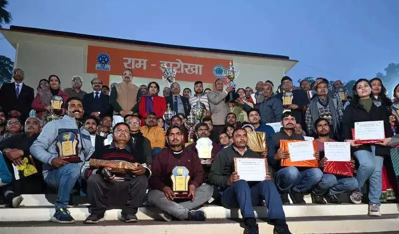 CSIR-NBRI's Chrysanthemum Show Concludes, Showcases New Varieties & Floriculture's Potential