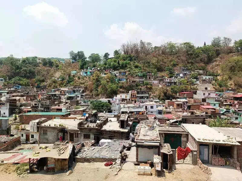 Dehradun: Kathbangla Colony Residents Protest Relocation, Cite Unsafe Flats