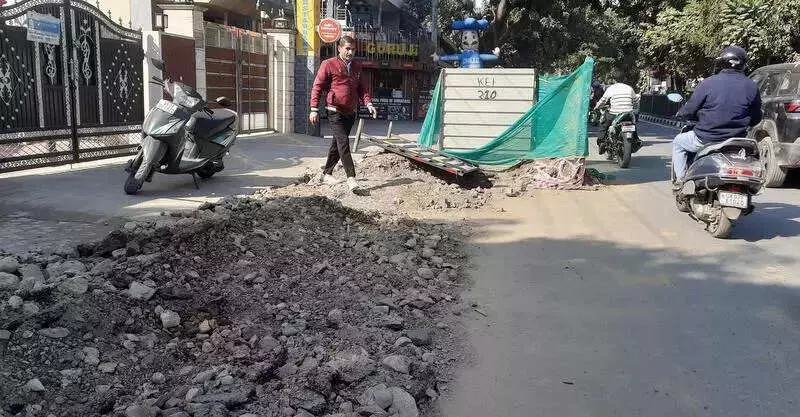 Dehradun Roads in Chaos: Uncoordinated Digging by Agencies Cripples City