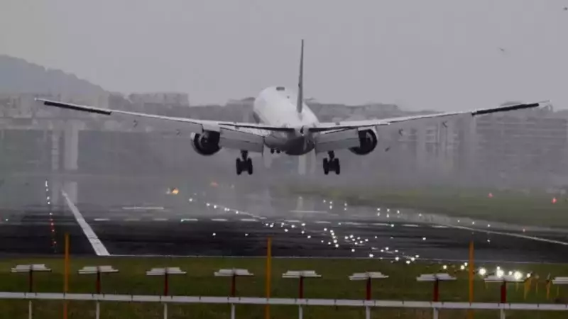 Delhi Fog Chaos: 177 Flights Cancelled, Over 500 Delayed at IGI Airport