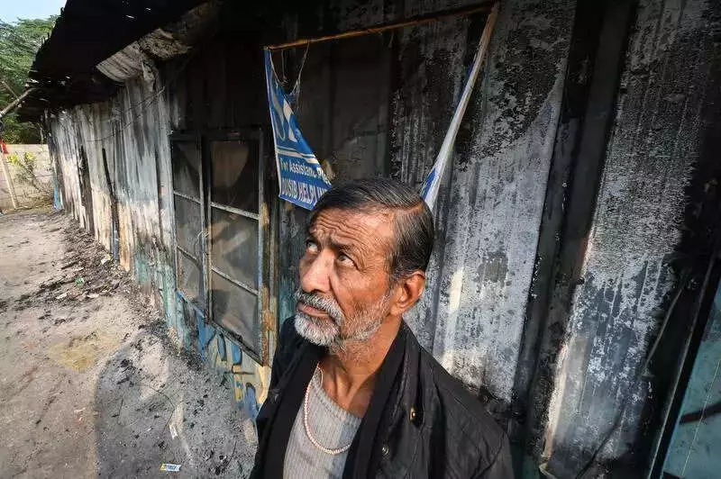 Delhi Night Shelter Fire Kills Two, Exposes Fatal Lack of Exits