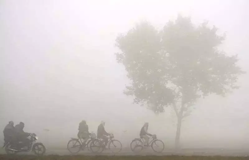 Dense Fog Grips Punjab, Haryana, Himachal; Zero Visibility at Airports