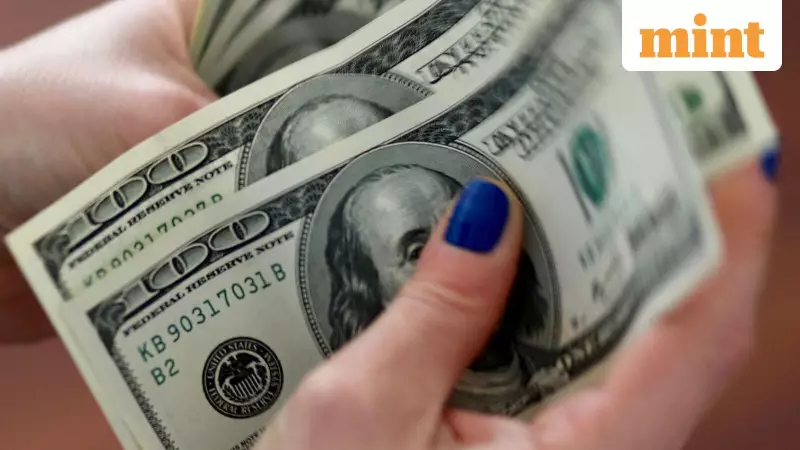 Dollar Posts Worst Week Since June, Eyes on Fed Cuts & Key US Data