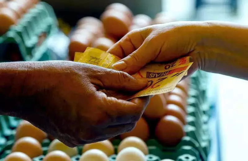 Egg Prices Hit Record Rs 110 Per Dozen in Mumbai; Chicken, Mutton Also Soar