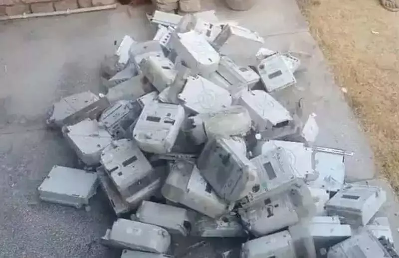 Farmers Uproot 500+ Smart Meters in Ferozepur, Fazilka Over Privatisation Fears