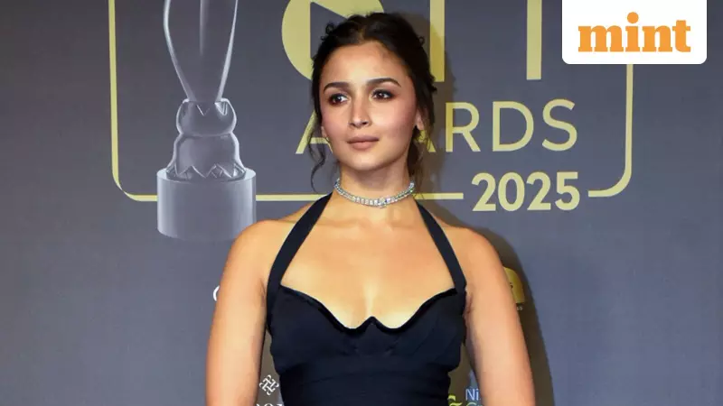 Filmfare OTT Awards 2025: Viral Clip of Alia Bhatt & Ananya Panday Sparks Nepo-Drama Debate