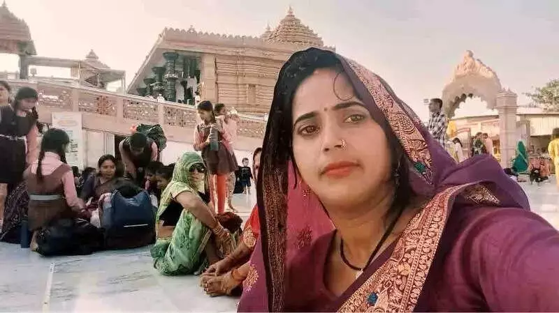 From Ghunghat to CEO: How Sheela Devi Built a Rs 15 Lakh Tent Empire in Prayagraj