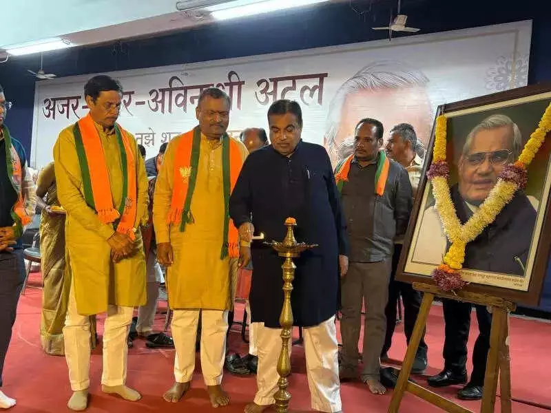 Gadkari, Fadnavis Step Back: BJP Nagpur Tickets Based Solely on Surveys