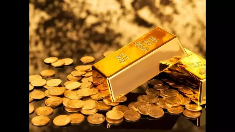 Gold Prices Dip on Dec 31: MCX Futures Fall Rs 1,140 Amid Global Caution