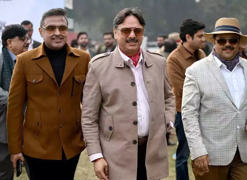 Golden Boy Gallops to Glory at Lucknow's Majestic Arjun Cup Horse Race