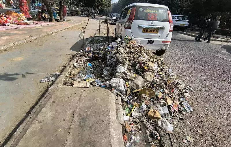 Gurgaon Hires 4 Agencies for Waste Collection at Rs 6.65 Crore Amid Air Quality Concerns