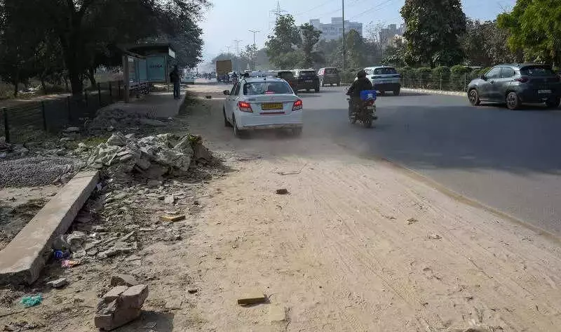 Gurgaon's Dust Crisis: Unchecked Construction & Road Work Choke Key Sectors