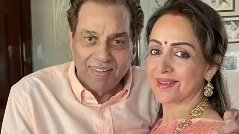 Hema Malini's Dignified Silence After Dharmendra's Death: Shobhaa De Weighs In
