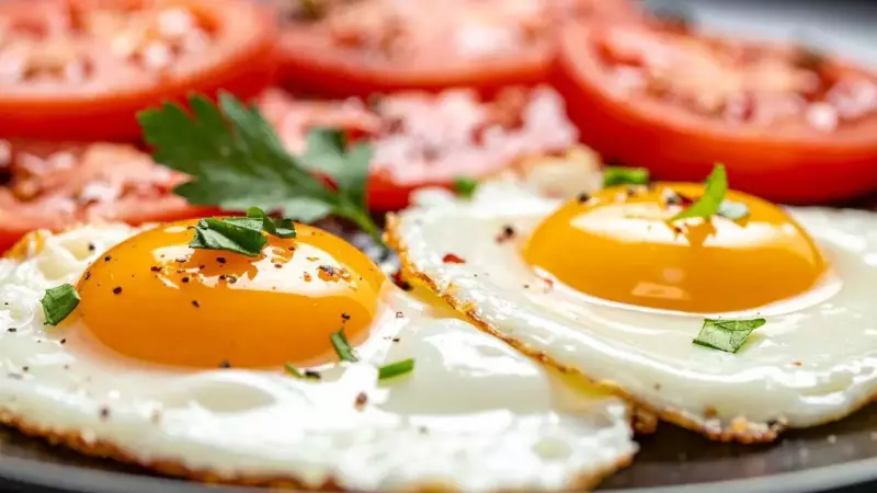 How to Cook Eggs to Preserve Vitamin B12: A Guide by Researchers