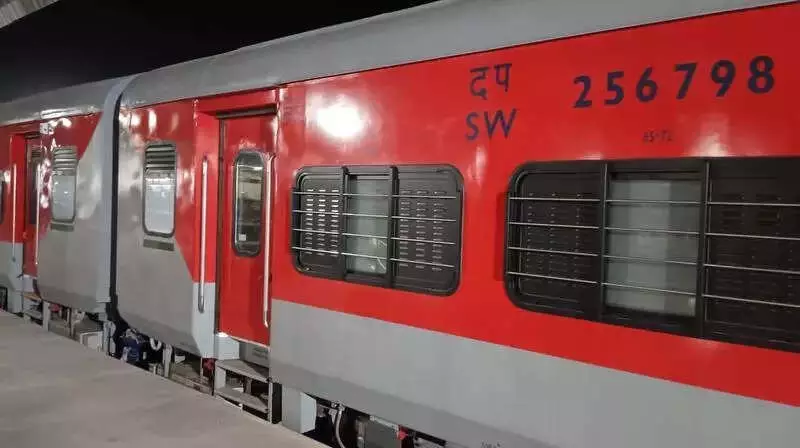 Hubballi-Bengaluru Night Train Timings Spark Passenger Outcry