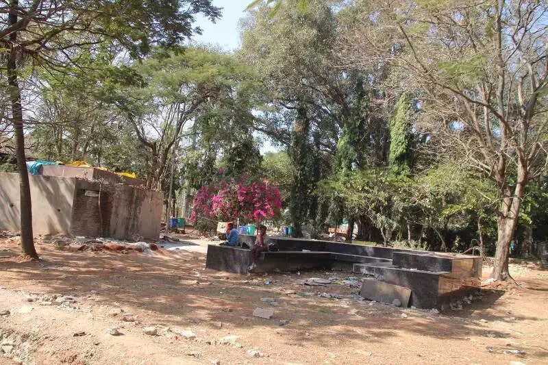 Hubballi's 96-Year-Old Chitaguppi Park Revamp Stalls, 8-Month Delay Sparks Ire