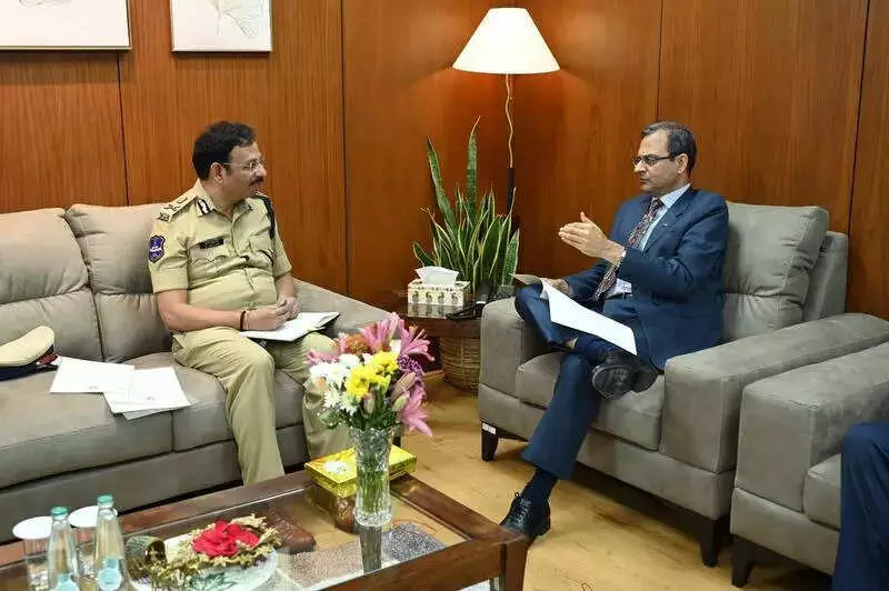 Hyderabad CP Urges RBI Chief to Combat Cybercrime Surge from 'Mule Accounts'