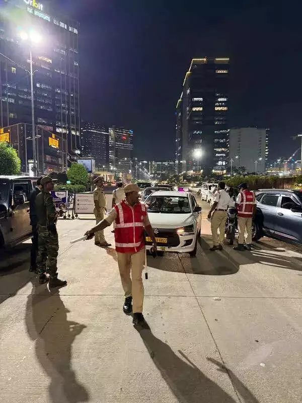 Hyderabad Police Nakabandi Nets ₹3-4 Lakh Daily in Pending Challans