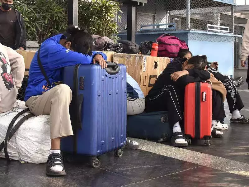 IndiGo Cancels 76 Flights in Kolkata on Sunday, Defying Govt Ultimatum