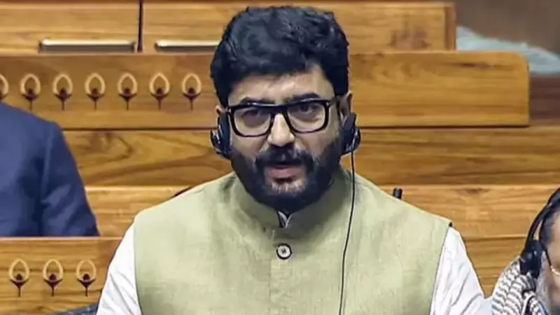 IndiGo FDTL Norms Breach: Minister Mohol Blames Airline for Chaos, Issues Show-Cause to CEO