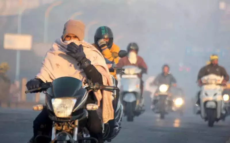 Indore's Sharp Weather Swings: 27.2°C Day, 6.6°C Night Leave Residents Struggling