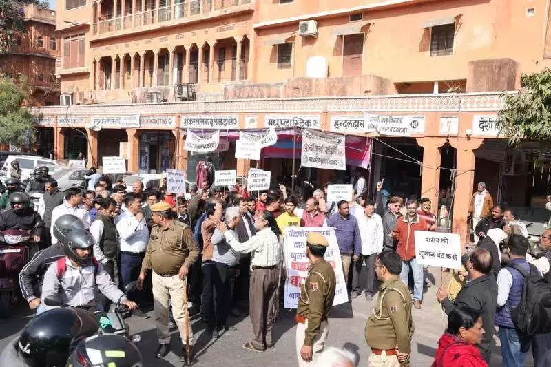Jaipur Traders Win: Liquor Shop to Shift After 500-Strong Protest Rally
