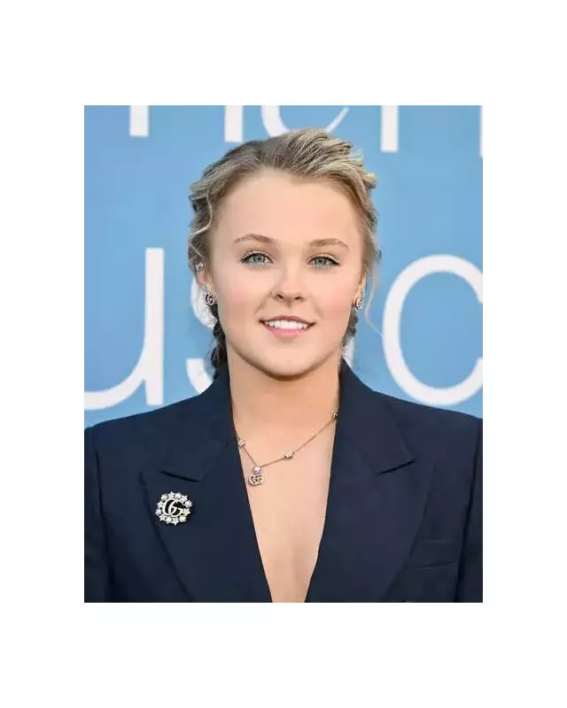 JoJo Siwa's 7-Year Ultimatum: Will Propose to Chris Hughes in 2032