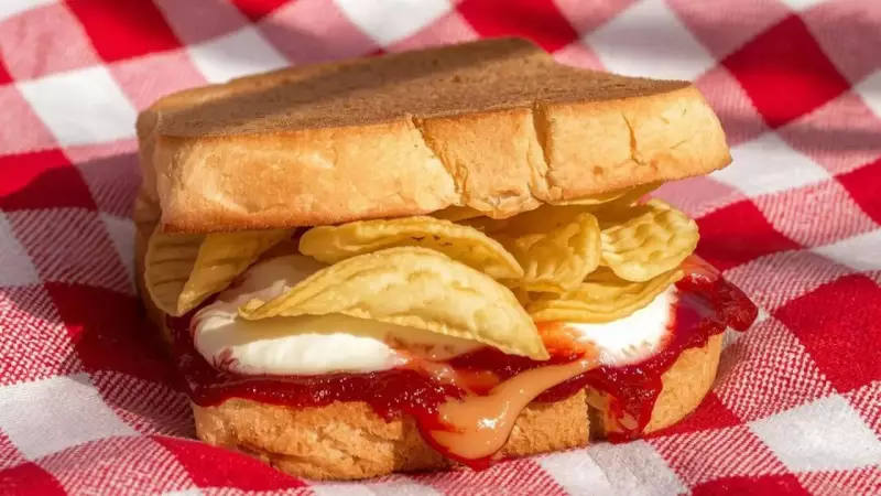 Julia Roberts' Childhood Sandwich Recipe Goes Viral After Late Show Chat