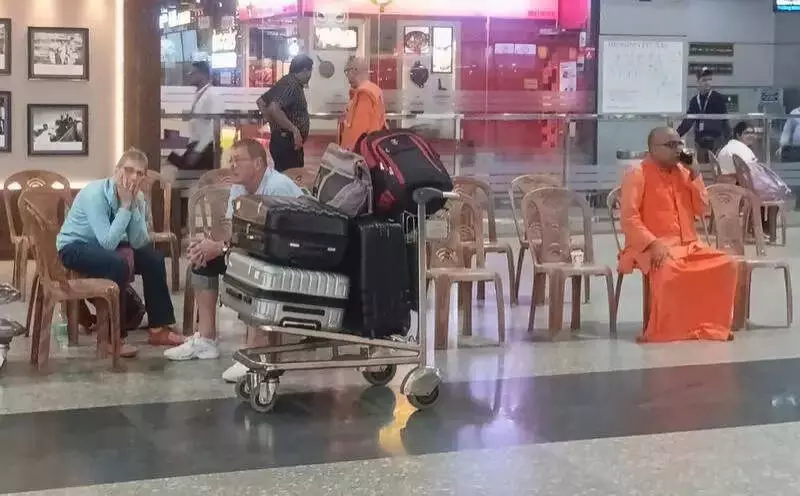 Kolkata Airport Chaos: 89 Flights Cancelled, Thousands Stranded