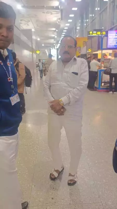 Kolkata Police Arrests Father of Fugitive Pharma Kingpin in Major Codeine Syrup Smuggling Bust