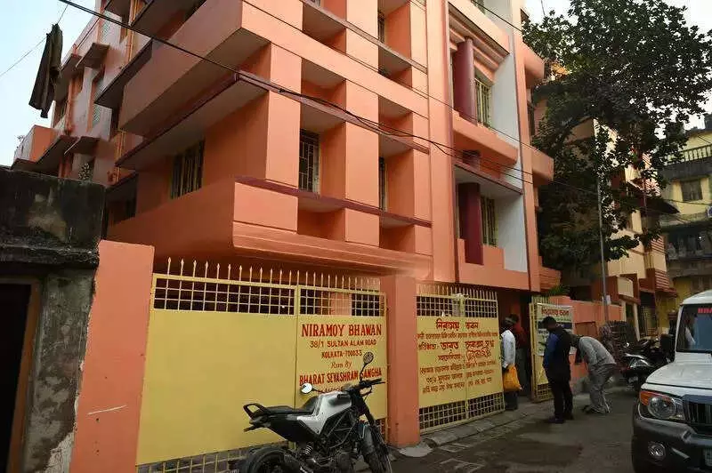 Kolkata Sees Cancer Patient Influx, But Affordable Housing Lags Behind
