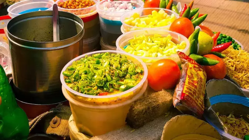 Kolkata-Style Jhalmuri Recipe: The Perfect Crunchy Evening Snack in 10 Minutes