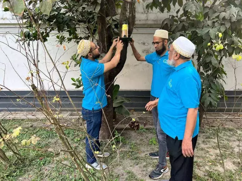 Kolkata's Dawoodi Bohras Plant 5300+ Bird Feeders, Lead Green Drive