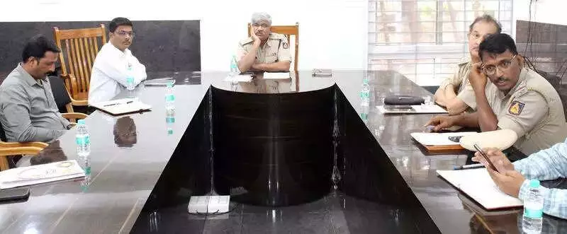 Koppal SP Ram L Arasiddi Reviews Security Plan for 2026 Gavisiddheshwar Jatra