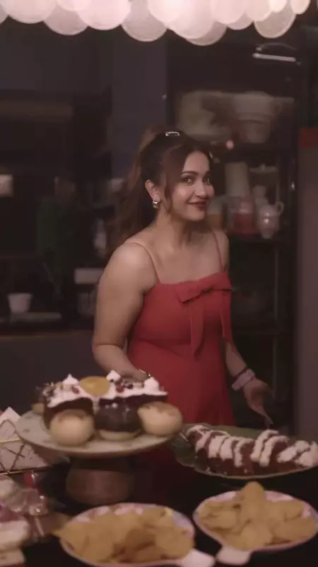 Koushani's Festive Charm & Kolkata's Christmas Celebrations