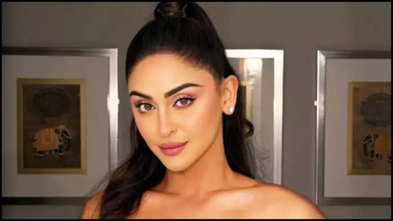 Krystle D'Souza Reveals How Ranveer Singh Boosted Her Confidence on 'Dhurandhar' Set