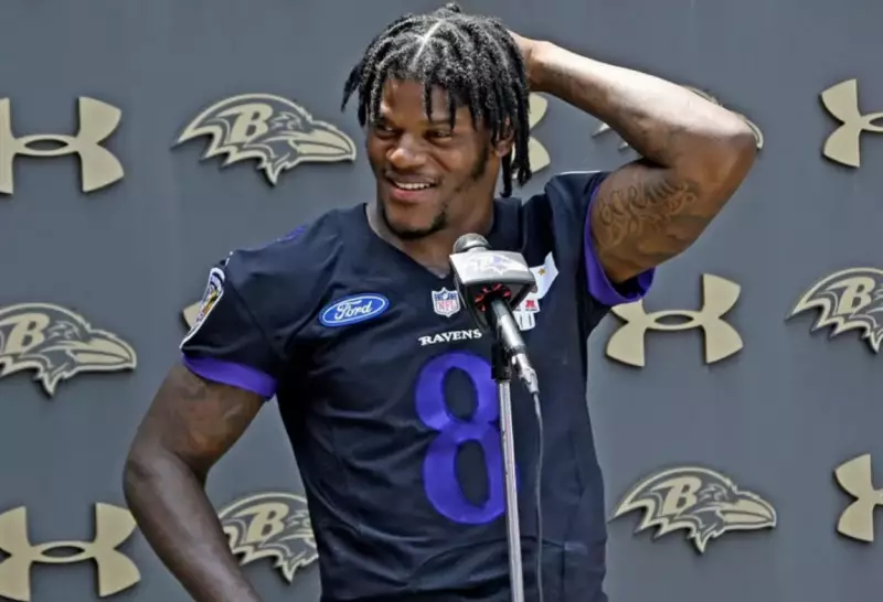 Lamar Jackson's Back Injury Puts Ravens' Week 18 vs Steelers in Doubt