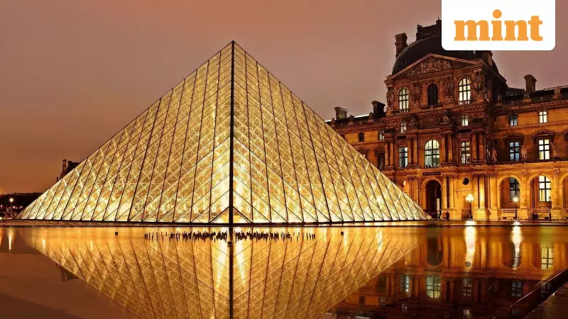 Louvre Water Leak Damages 300-400 Works in Egyptian Antiquities