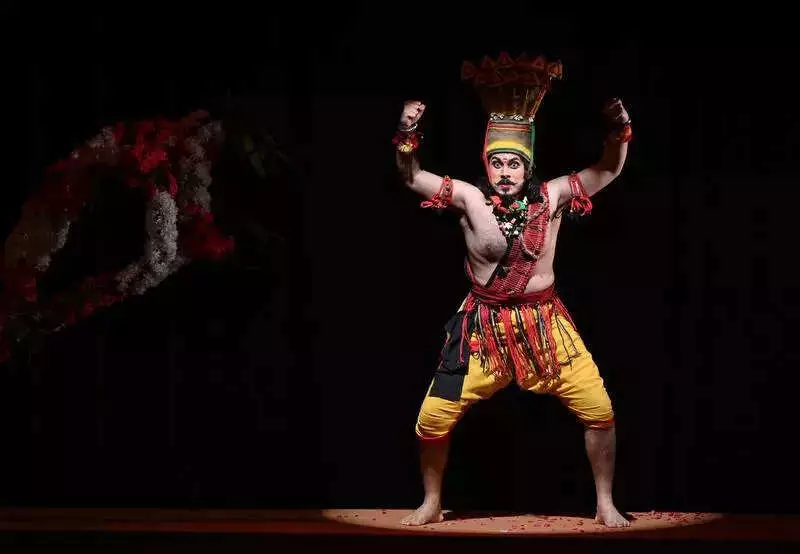 Lucknow's Bhatkhande Centenary Day 2: Kathak, Thumri & Tabla Enthral Audience