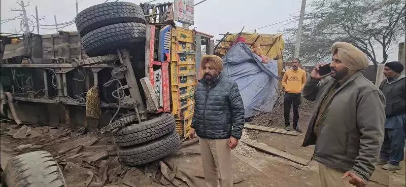 Ludhiana: 2 Siblings Killed as Overloaded Truck Crashes into Hut on New Year's Eve