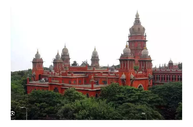 Madras HC Alarmed: 1,439 Illegal Mining Cases, Only 135 FIRs in Tamil Nadu