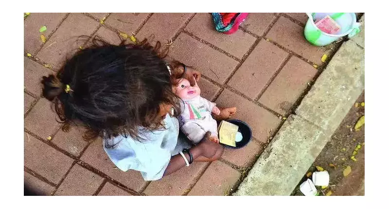 Madras HC Directs TN Govt to Act on Child Begging, Probe 'Rented' Kids