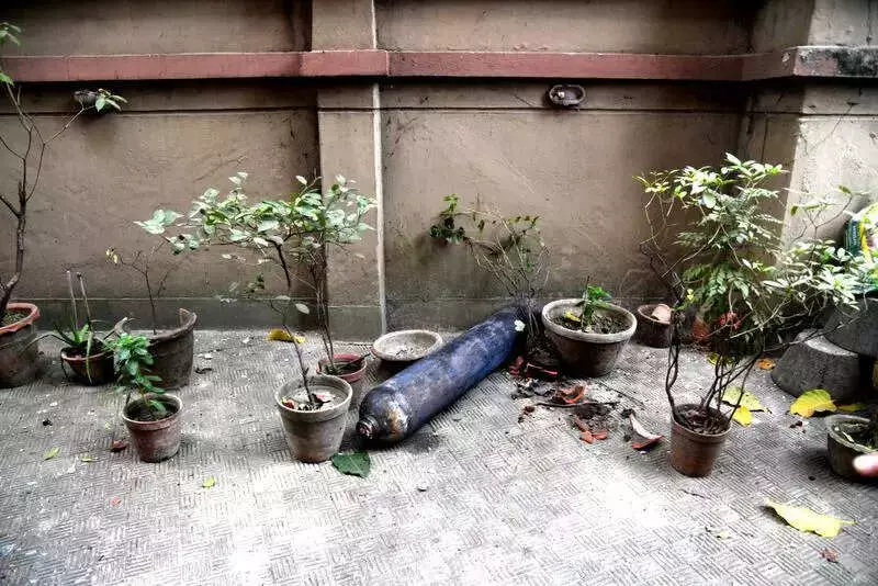 Massive Fire, Explosions at Kolkata Oxygen Cylinder Facility, No Casualties