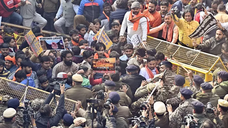 Massive Protests in Delhi, Siliguri Over Hindu Man's Lynching in Bangladesh
