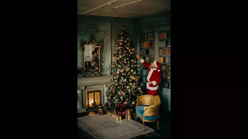 Merry Christmas 2025: Digital Wishes, Images & GIFs Spread Festive Cheer