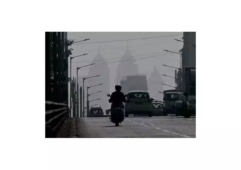 Mumbai AQI Improves to 105, Bandra-Kurla Complex Remains Poor