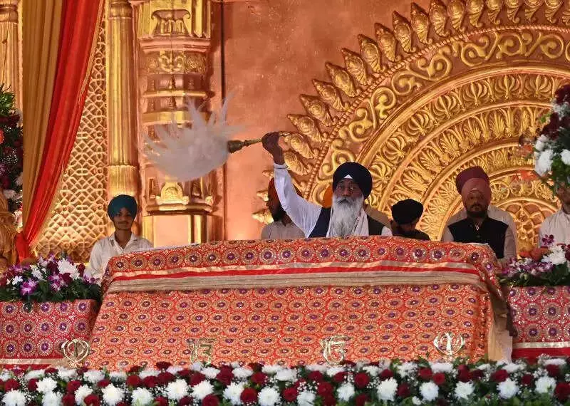 Nagpur's 'Hind-di-Chadar' Glows with Devotion on Guru Tegh Bahadur's 350th Martyrdom Day